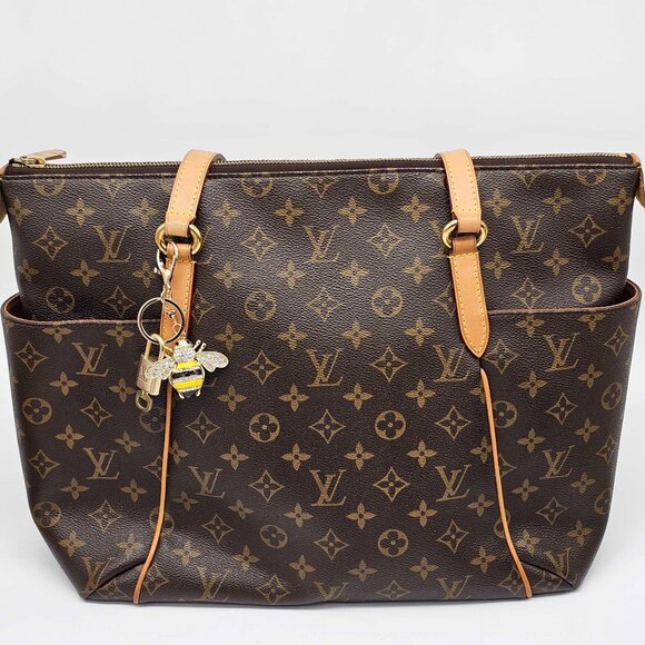 Authentic Louis Vuitton Lock & Key with unbranded Bagcharm, Keycharm, Keychain - Picture 7 of 7